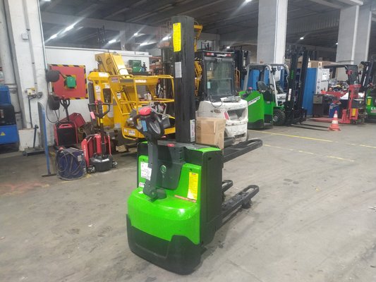 Gerbeur accompagnant - S208L