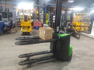 Gerbeur accompagnant CESAB S208L - 5
