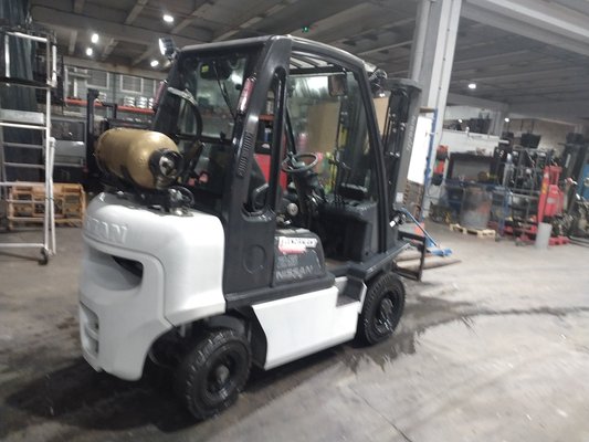 Chariot élévateur thermique Nissan 1DX25G 3F475