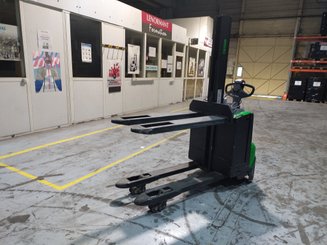 Gerbeur accompagnant CESAB S208L - 7