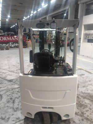 Chariot élévateur électrique UniCarriers TX3.15C