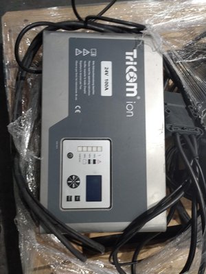Batterie - Batterie Lithium + chargeur 