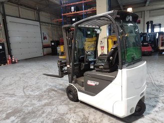 Chariot élévateur électrique UniCarriers TX20L - 9