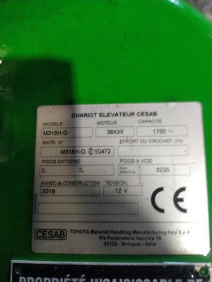Chariot élévateur gaz CESAB M318H G