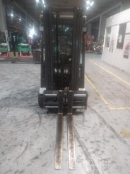 Chariot élévateur électrique UniCarriers TX20L - 1