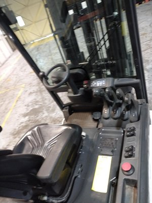 Chariot élévateur électrique UniCarriers TX20L