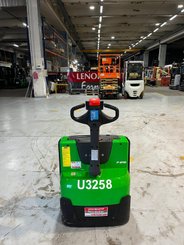 Transpalette accompagnant CESAB P216 - 1