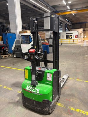 Gerbeur accompagnant CESAB S214L