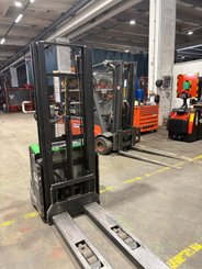 Gerbeur accompagnant CESAB S214L - 2