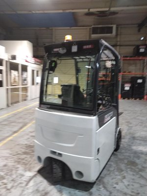 Chariot élévateur électrique UniCarriers TX20L