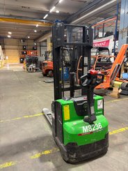 Gerbeur accompagnant CESAB S214L - 1