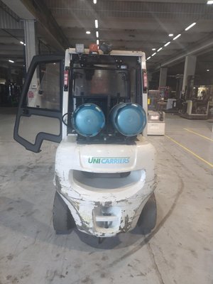 Chariot élévateur gaz UniCarriers DX30G