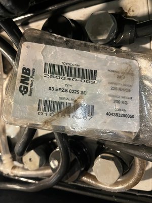 Transpalette accompagnant CESAB P216