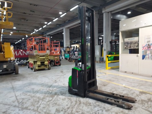 Gerbeur accompagnant CESAB S212