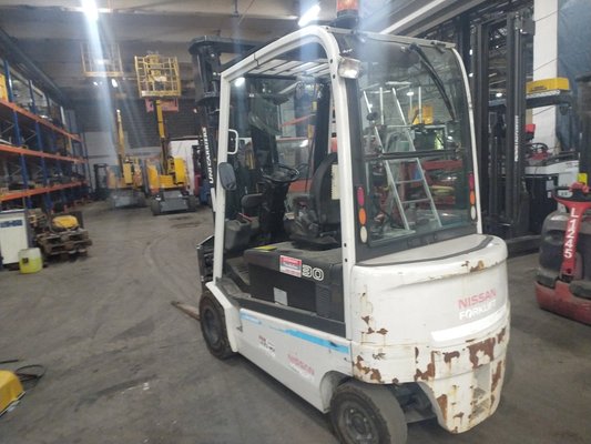 Chariot élévateur électrique Nissan QX30 3F550