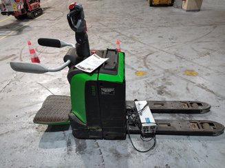 Transpalette électrique CESAB P320 - 1