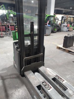 Gerbeur accompagnant CESAB S212L