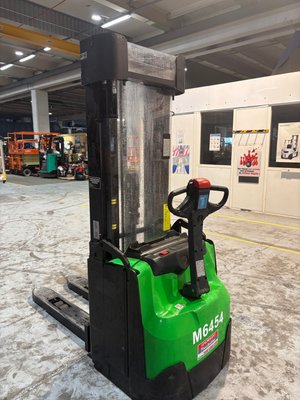 Gerbeur accompagnant CESAB S215