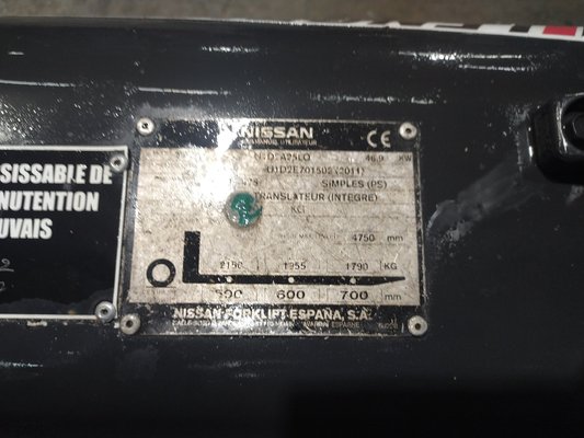 Chariot élévateur thermique Nissan 1DX25G 3F475