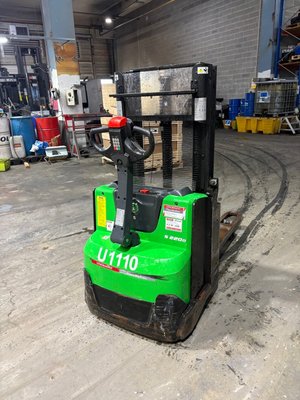 Gerbeur accompagnant - S220D