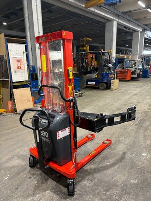 Gerbeurs électriques manuels Logitrans ELFRRM1001/1750/6/P/P