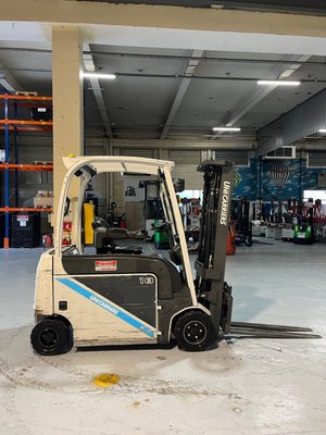 Chariot élévateur électrique UniCarriers TX4-18L