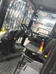 Godet chargeur Caterpillar 908M - 4