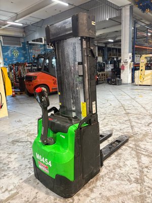 Gerbeur accompagnant - S215