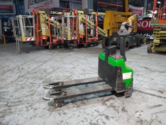 Transpalette accompagnant CESAB P216i - 1