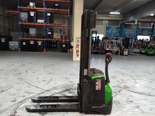 Gerbeur accompagnant CESAB S212L