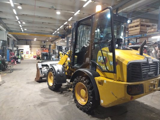 Unknown range 605 Caterpillar 908M