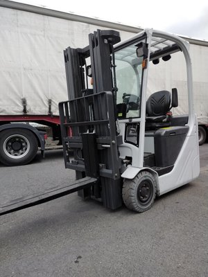 Chariot élévateur électrique UniCarriers TX3 13C