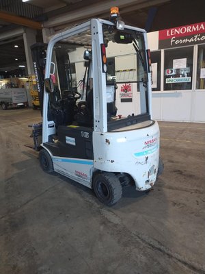 Chariot élévateur électrique UniCarriers TX4.16