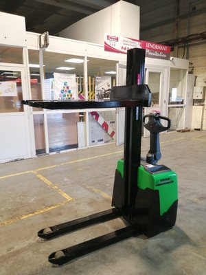 Gerbeur accompagnant CESAB S110