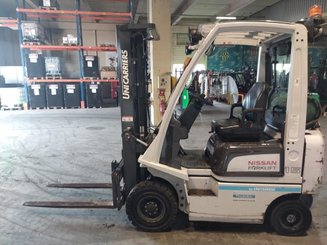Chariot élévateur gaz Nissan DX15G - 3