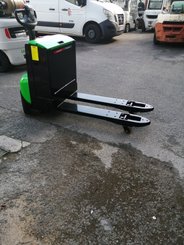 Transpalette électrique CESAB P218 - 4