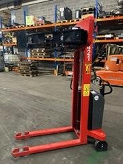 Gerbeur accompagnant Logitrans ELFRRM 1001 - 6