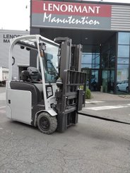 Chariot élévateur électrique UniCarriers TX3 13C - 1