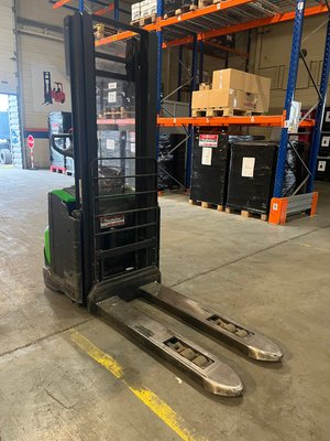 Gerbeur accompagnant CESAB S212L