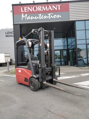 Chariot élévateur électrique Fenwick E16