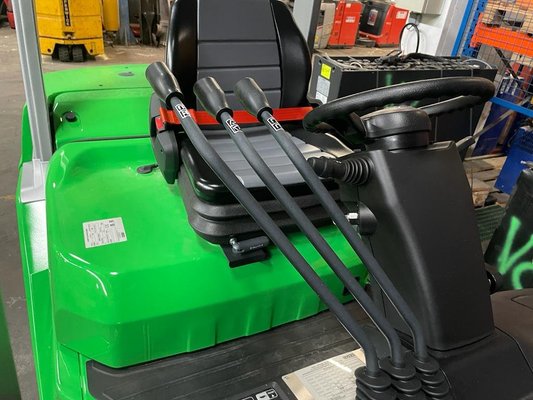 Chariot élévateur diesel CESAB M325DV