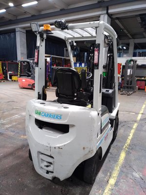 Chariot élévateur diesel UniCarriers DX15D